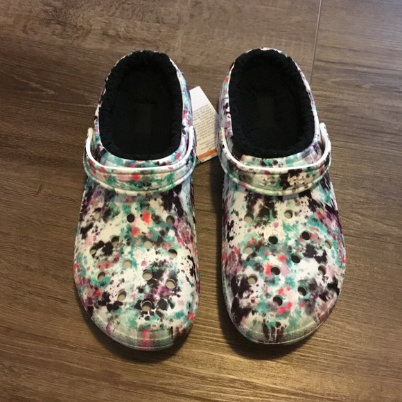 Crocs Tie Dye Lined Shoes Size 12 - Picture 1 of 6